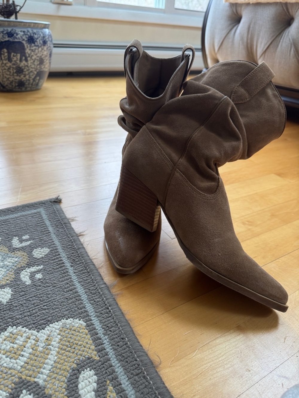 Steve Madden Taupe Suede Slouch Block Heel Boots. Worn once. Like new. Size 10